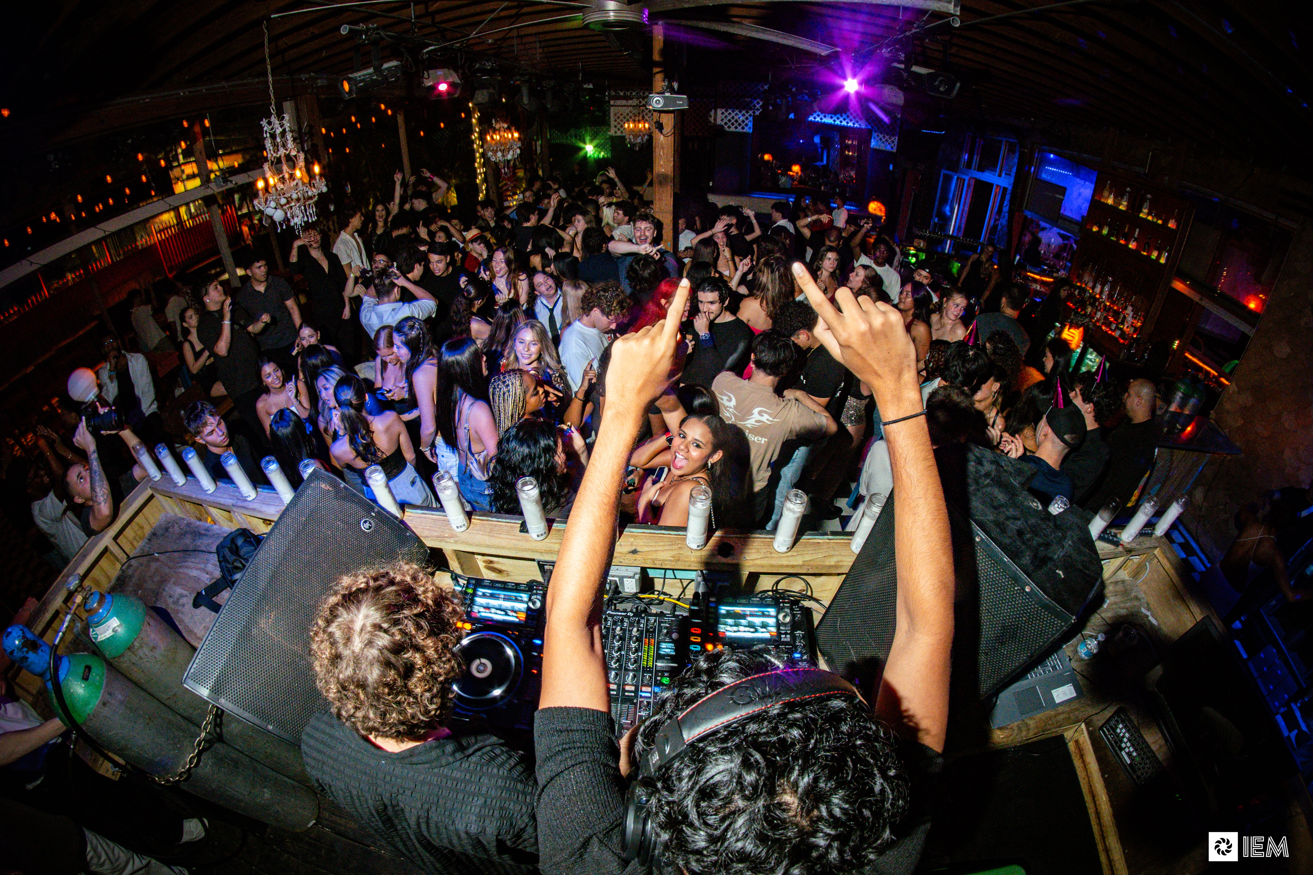 DJ Performance